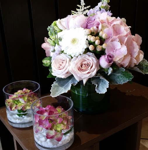 Florist «The Crimson Petal Inc.», reviews and photos, 160 Needham St, Newton, MA 02464, USA