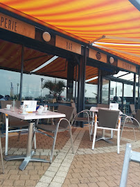 Atmosphère du Restaurant français Le Canott' à Jard-sur-Mer - n°5