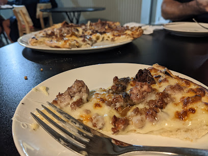 Restaurante Albergue de Pas - Avinguda de Victoriano Muñoz, 25520 El Pont de Suert, Lleida, Spain