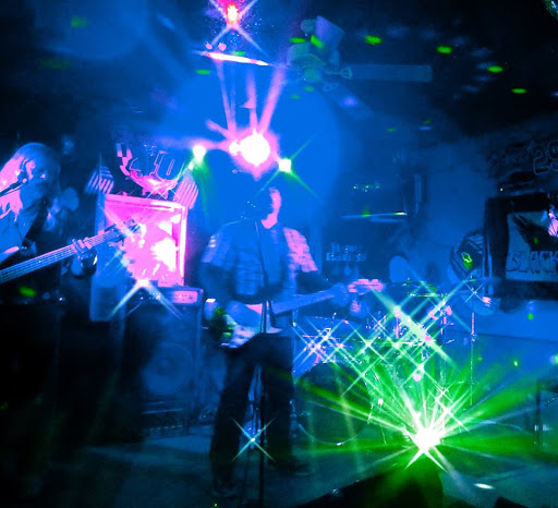 Bar & Grill «Kimmyz Tatum Point», reviews and photos, 4601 E Bell Rd, Phoenix, AZ 85032, USA