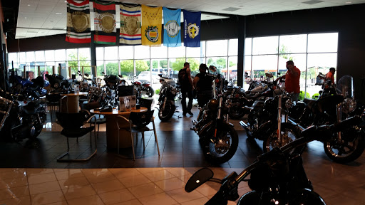 Harley-Davidson Dealer «Worth Harley-Davidson», reviews and photos, 9400 NW Prairie View Rd, Kansas City, MO 64153, USA