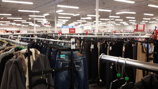 Clothing Store «Burlington Coat Factory», reviews and photos, 370 US-130, Hightstown, NJ 08520, USA