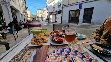 Mesón Bar Anvi - Pl. de la Corredera, 9, 10700 Hervás, Cáceres, Spain