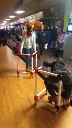Roller Skating Rink «Carousel Family Fun Center - Whitman», reviews and photos, 1055 Auburn St, Whitman, MA 02382, USA