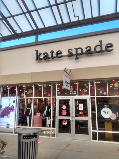 Outlet Mall «Tanger Outlet Myrtle Beach Hwy 17», reviews and photos, 10835 Kings Rd, Myrtle Beach, SC 29572, USA