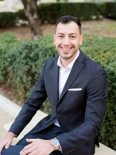 Alex Matevosian Commercial Real Estate Broker image