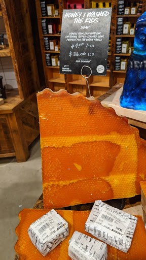 Cosmetics Store «LUSH», reviews and photos, 575 Bellevue Way NE #128, Bellevue, WA 98004, USA