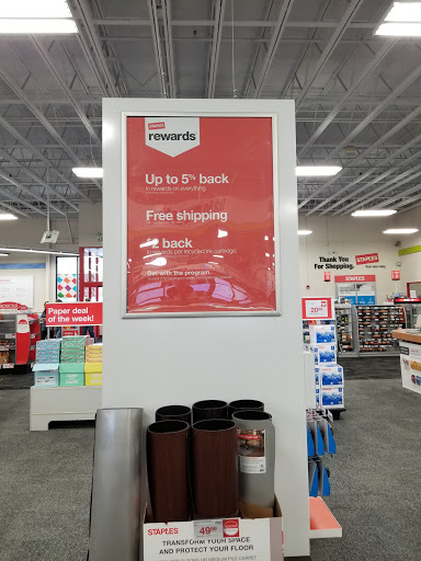 Office Supply Store «Staples», reviews and photos, 15790 Redmond Way, Redmond, WA 98052, USA