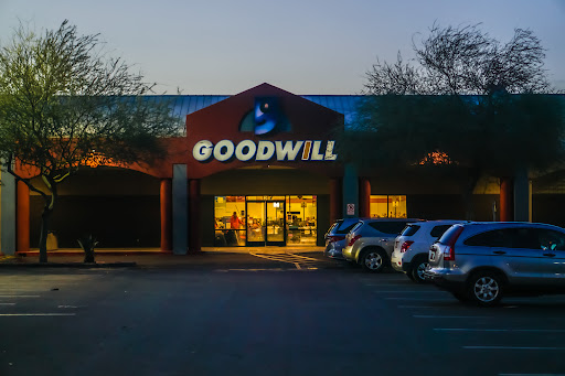 Thrift Store «Goodwill», reviews and photos