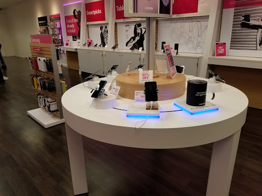 Shopping Mall «TownMall of Westminster», reviews and photos, 400 N Center St, Westminster, MD 21157, USA