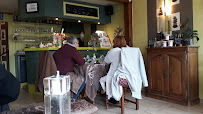 Atmosphère du Restaurant français Restaurant La Potiniere à Fleury-sur-Andelle - n°2