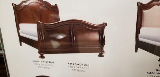 Furniture Store «Raymour & Flanigan Furniture and Mattress Store», reviews and photos, 9 Cabot Blvd E, Langhorne, PA 19047, USA