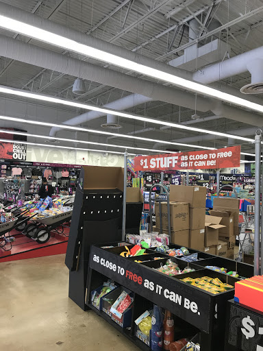 Variety Store «Five Below», reviews and photos, 3632 Concord Pike, Wilmington, DE 19803, USA