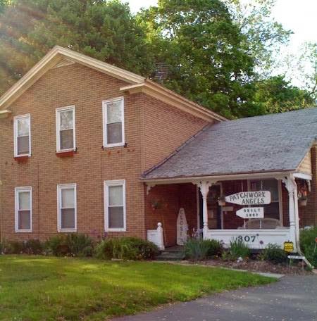 Quilt Shop «Patchwork Angels Quilt Shop», reviews and photos, 307 W Main St, Endicott, NY 13760, USA