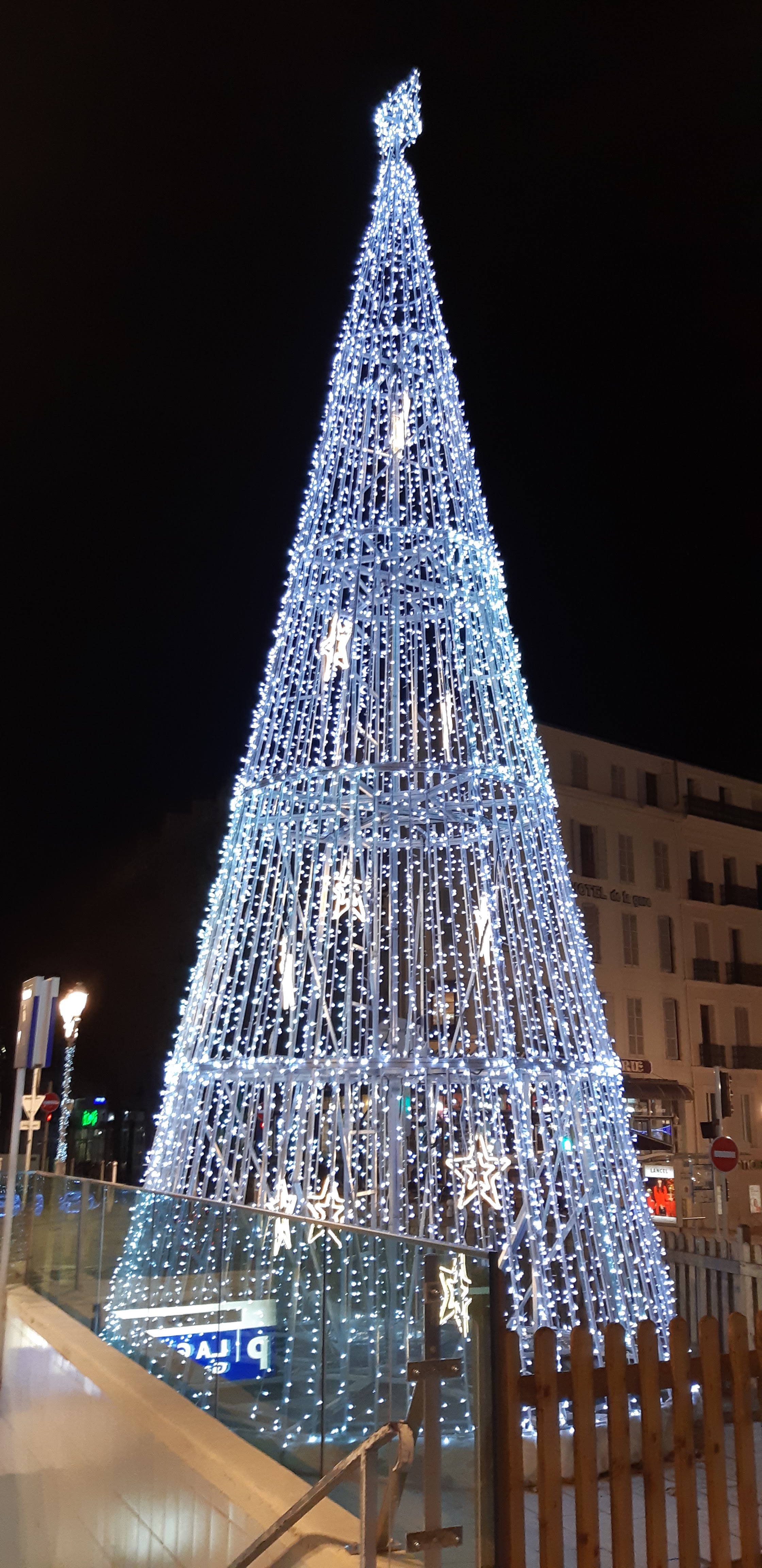 Photo n° 4 de l'avis de paguy.h fait le 13/12/2018 à 05:50