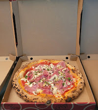 Pepperoni du Pizzas à emporter KRLO PIZZ NAPO à Neaux - n°1