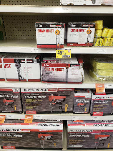 Hardware Store «Harbor Freight Tools», reviews and photos, 2500 W Parmer Ln B, Austin, TX 78727, USA