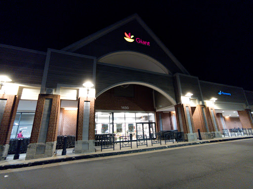 Supermarket «Giant», reviews and photos, 1450 North Point Village Center, Reston, VA 20194, USA