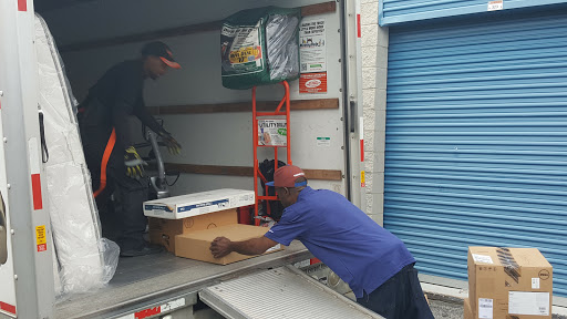 Self-Storage Facility «Route 1 Self Storage - White Marsh», reviews and photos, 8115 Perry Hills Rd, Nottingham, MD 21236, USA