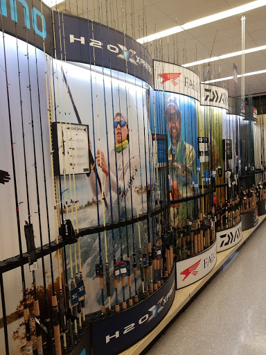 Sporting Goods Store «Academy Sports + Outdoors», reviews and photos, 800 S Clearview Pkwy, Harahan, LA 70123, USA