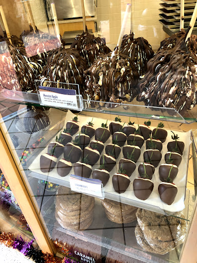 Chocolate Shop «Rocky Mountain Chocolate», reviews and photos, 522 River Walk St, San Antonio, TX 78205, USA