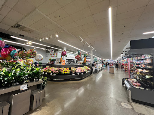 Grocery Store «Stop & Shop», reviews and photos, 44 Fenn Rd, Newington, CT 06111, USA