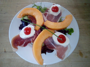 Photo n°2 de Le Saint Hubert à Gazaupouy ()