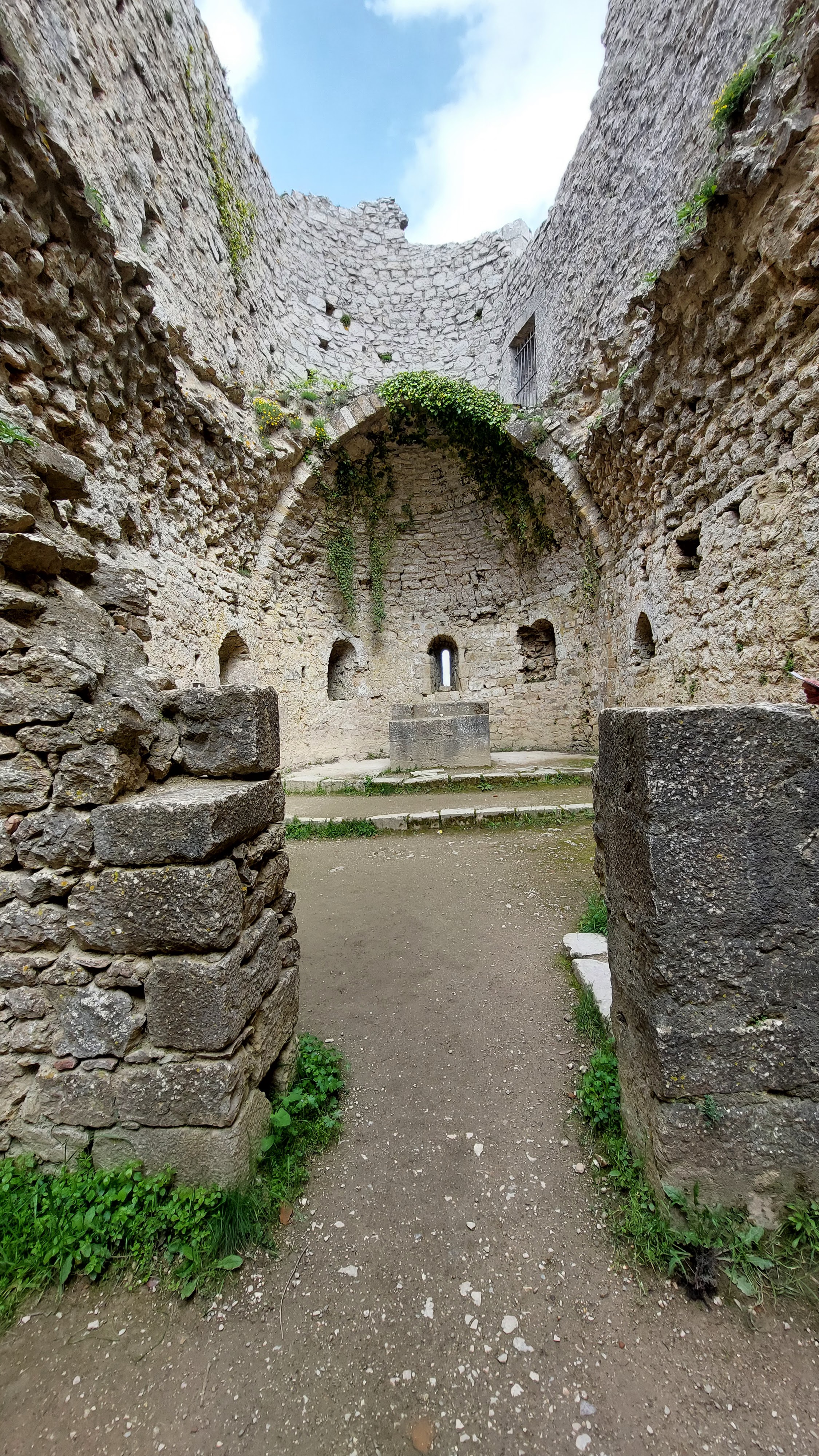 Photo n° 2 de l'avis de Caput.� fait le 17/05/2023 à 05:54