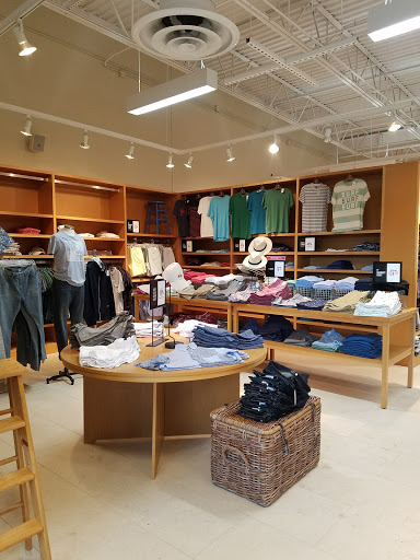 Outlet Mall «Tanger Outlet Hilton Head», reviews and photos, 1414 Fording Island Rd, Bluffton, SC 29910, USA