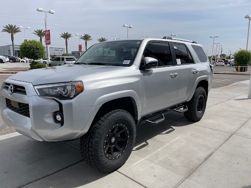 Toyota Dealer «Larry H. Miller Toyota Peoria», reviews and photos, 8633 W Bell Rd, Peoria, AZ 85382, USA