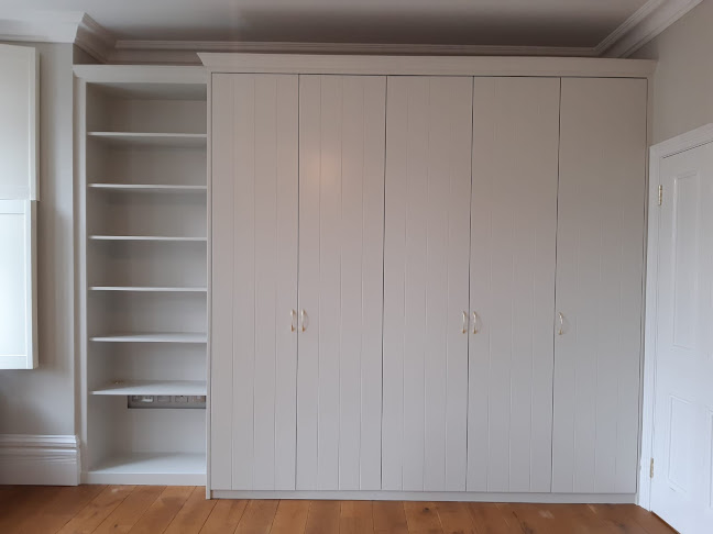 Reviews of Humphries Cabinetry ltd - Bespoke Fitted Wardrobes, Alcove Shelving, Cupboards, Etc London in London - Carpenter