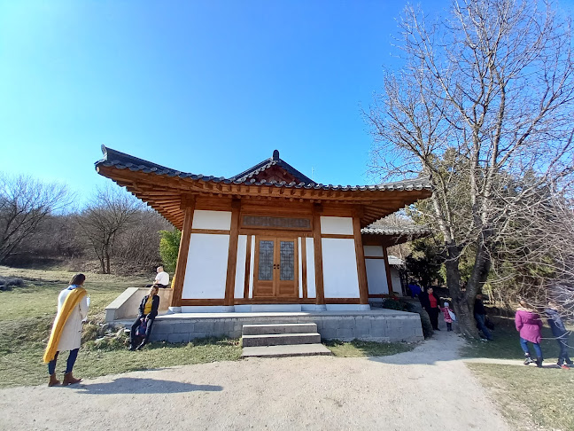 Opinii despre Eredeti Fény Zen Templom în Esztergom - Templom