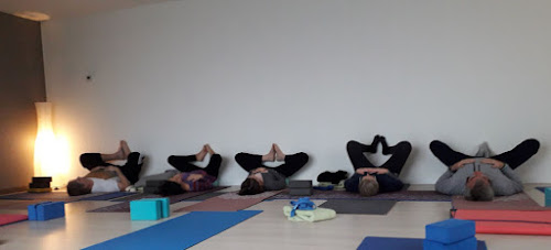 Cours de yoga Mi Yoga Calmont