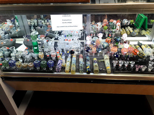 Tobacco Shop «Kind Connection Smoke Shop», reviews and photos, 911 N Lake Havasu Ave, Lake Havasu City, AZ 86403, USA