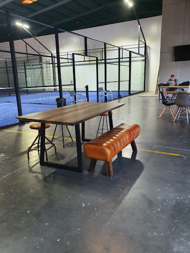 Comentários e avaliações sobre o Twelve Indoor Padel