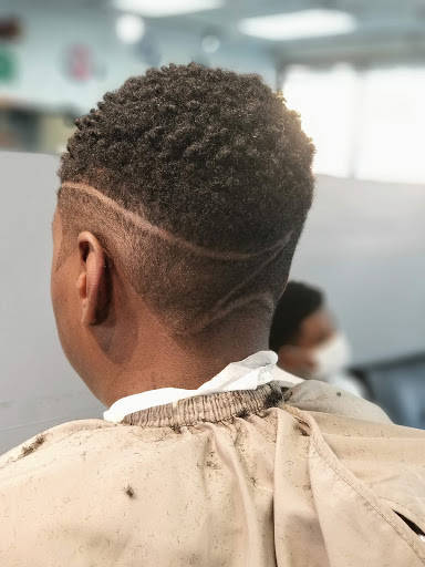 Barber Shop «20 and out barber shop», reviews and photos, 32871 Schoenherr Rd, Warren, MI 48088, USA