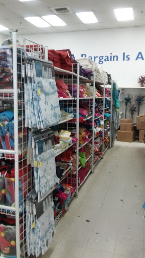 Discount Store «Factory 2-U (Fallas Discount Stores)», reviews and photos, 7124 Broadway, Lemon Grove, CA 91945, USA