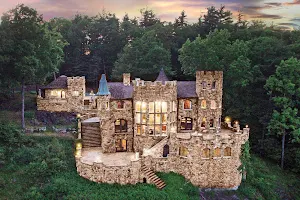 Highlands Castle image