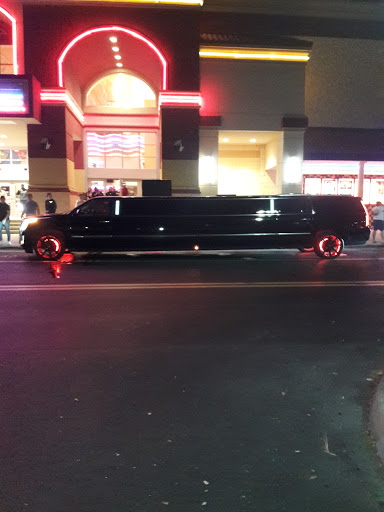 Movie Theater «Regal Cinemas Gulf Coast 16 & IMAX», reviews and photos, 10028 Gulf Center Dr, Fort Myers, FL 33913, USA