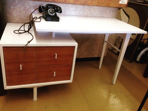 Furniture Store «San Antonio Furniture Finders», reviews and photos, 617 Fredericksburg Rd, San Antonio, TX 78201, USA