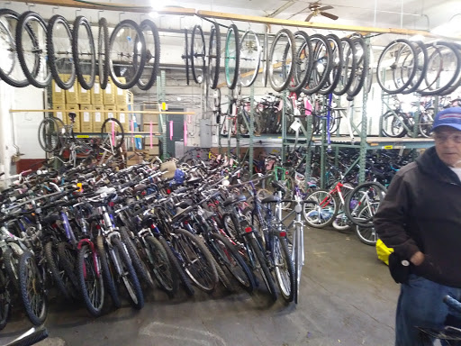 Bicycle Store «R Community Bikes», reviews and photos, 226 Hudson Ave, Rochester, NY 14605, USA