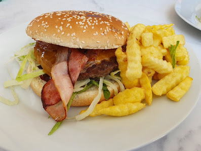 Schnitzelhaus Frauenkirchen Mönchhoferstraße 11, 7132 Frauenkirchen, Österreich