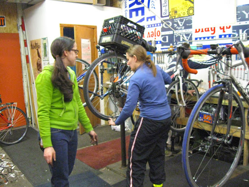 Bicycle Repair Shop «Ciclo Urbano Bike Shop, part of West Town Bikes», reviews and photos, 2459 W Division St, Chicago, IL 60622, USA