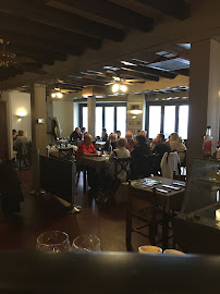Atmosphère du Restaurant Le Chanoine à Romans-sur-Isère - n°3