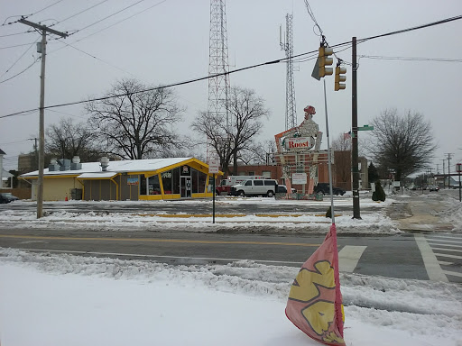 Shopping Mall «Hilltop Shopping Center», reviews and photos, 5400 Reisterstown Rd, Baltimore, MD 21215, USA