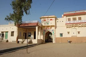 Lambiya Fort image