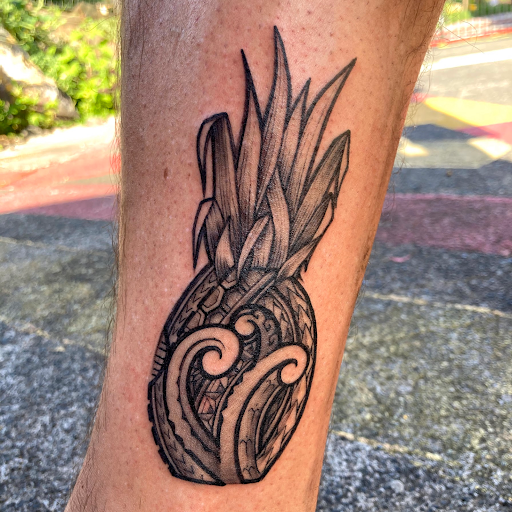 Explore running tattoos ideas, creative tattoo ideas in Sarasota, available at Z-Edge Tattoo & Body Piercing South Shop