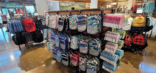 Clothing Store «L.L. Bean», reviews and photos, 75 Evergreen Way, South Windsor, CT 06074, USA