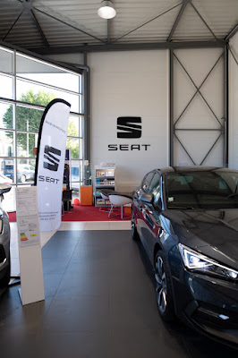 SEAT Salon-de-Provence - Touring à Salon-de-Provence