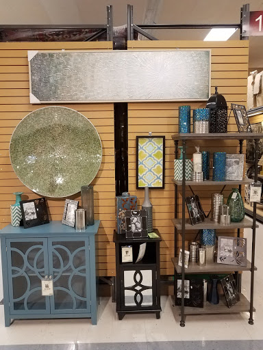 Furniture Store «BT Furnishings», reviews and photos, 1300 Custer Rd, Plano, TX 75075, USA